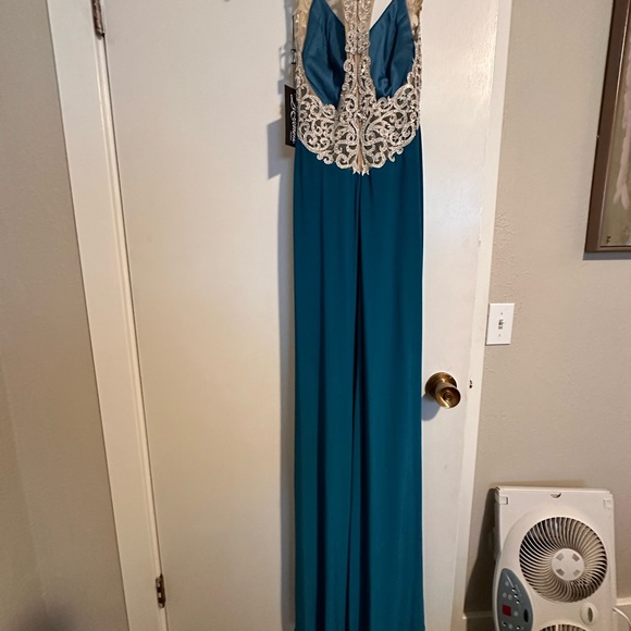 Teal La Femme Formal Dress - Picture 4 of 7